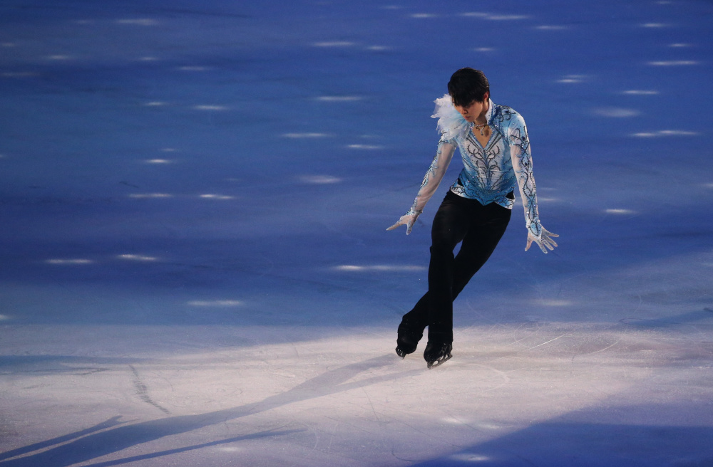 花样滑冰——羽生结弦带伤开启"冰上幻想2024"巡演