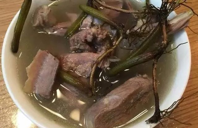 享有"仙桃"之称的咳嗽草——石仙桃_腾讯新闻