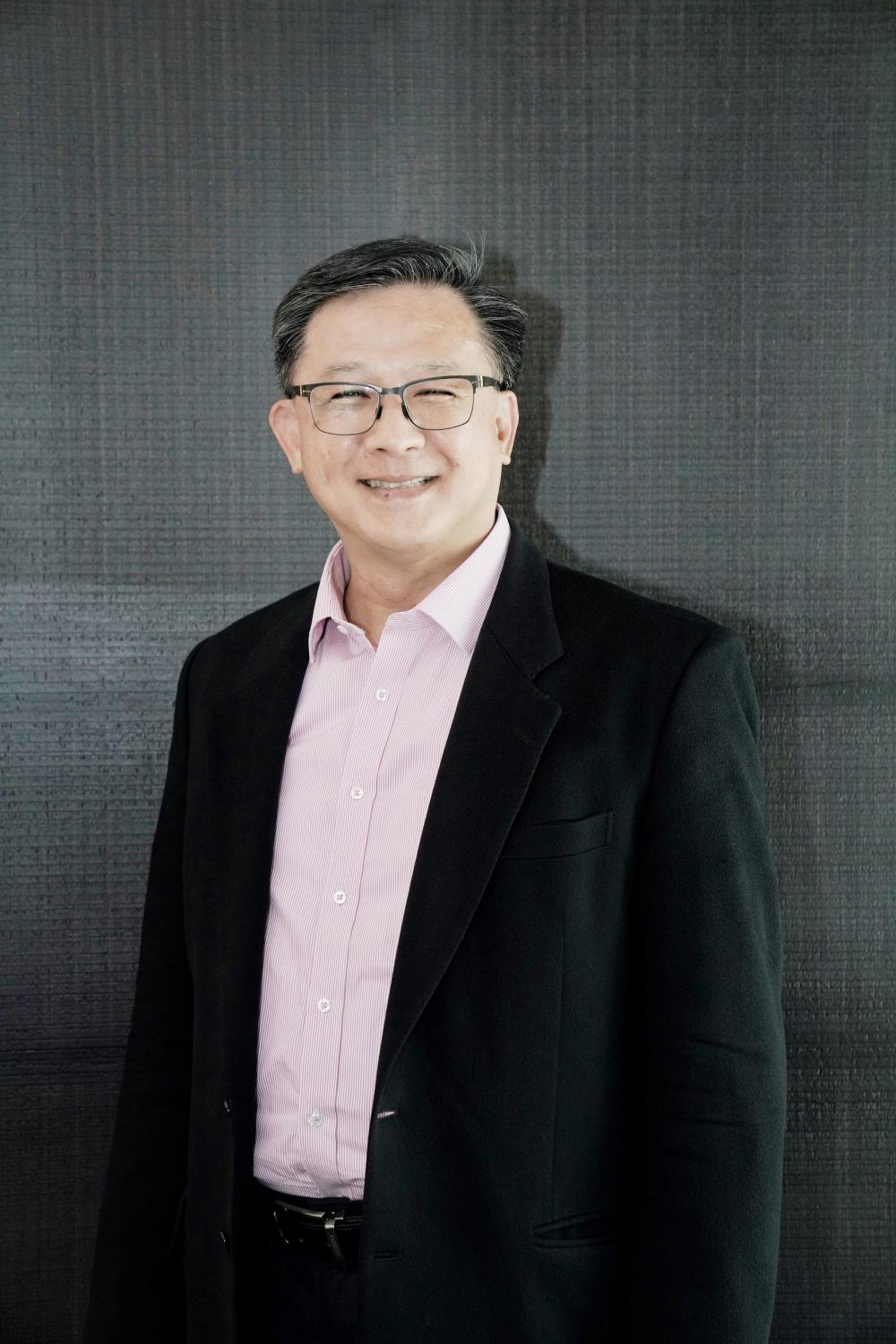 融湾全国政协委员何君尧希望推动大湾区专业人士更多参与国际事务