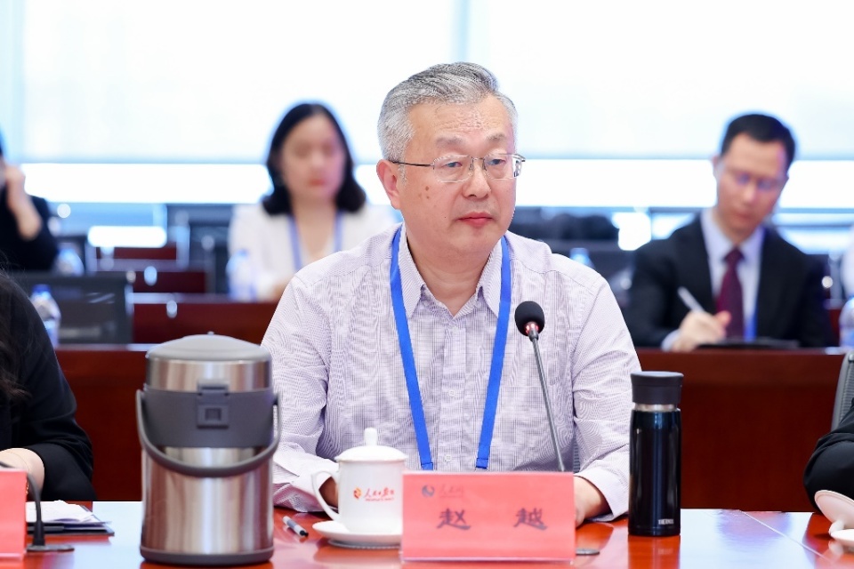 赵越:系统推进医院高质量发展 降低成本提高运行效率