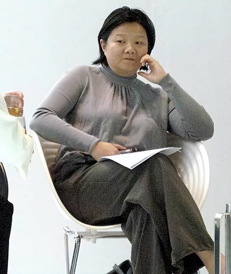 陈凯歌前妻洪晃四婚三离如今生活状况怎样