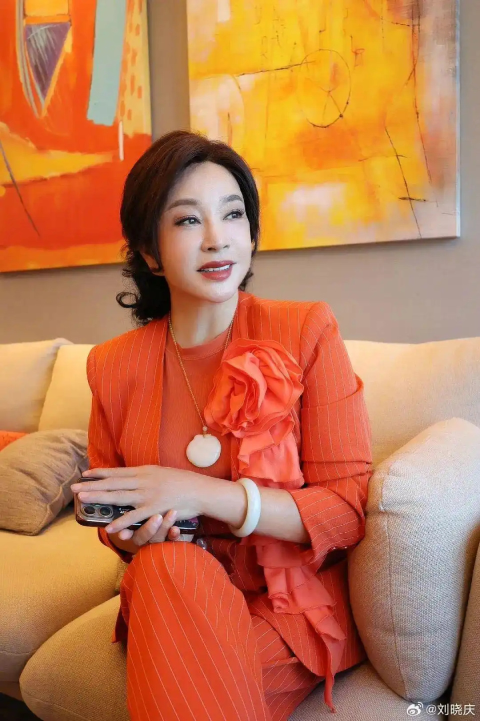 上海市税务局回应刘晓庆被举报偷漏税：正依法依规办理_腾讯新闻