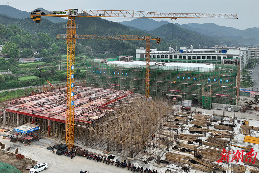 工业园区加速建设-叭楼楼市分享网