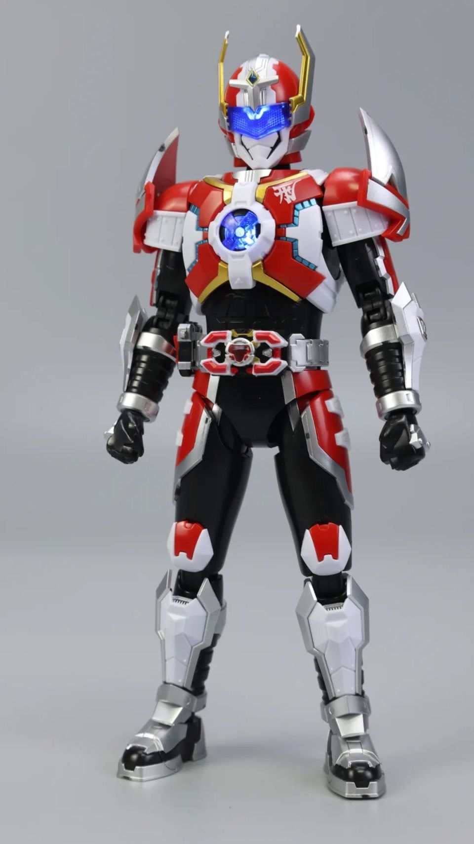 能变换两种形态的拼装刑天铠甲?这也太酷了!