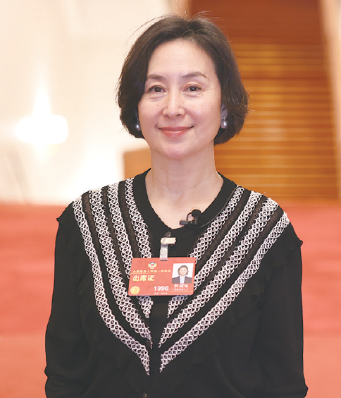 一直关注大湾区协同发展的何超琼,在采访中讲述了她对大湾区的期待.