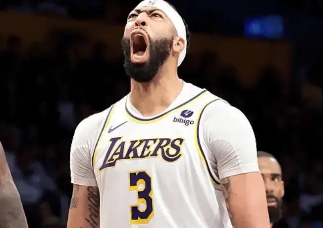 nba早报浓眉复出打老鹰詹皇创办节目两个杰伦周最佳