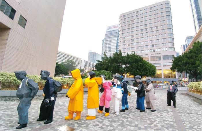 香港康文署及朱铭美术馆合办了香港历来最大规模的朱铭个人展览《刻画