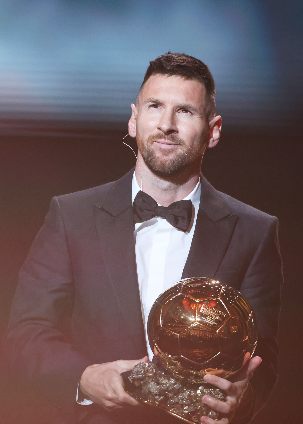 足球——梅西第八次荣膺金球奖-腾讯新闻
