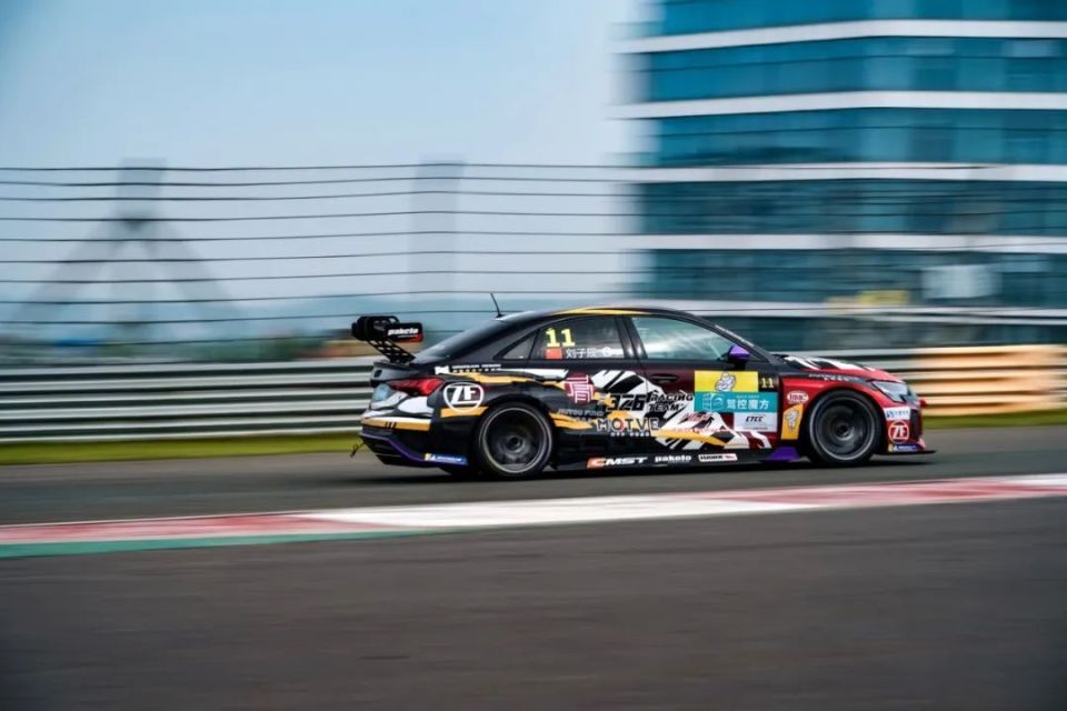tcr中国锦标赛方面,欣哲频道macpro racing team的谢欣哲以破纪录的
