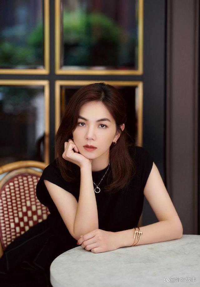 虽然陈嘉桦在《宇宙2000实力美少女选拔大赛》比赛中惨遭淘汰,但赛后