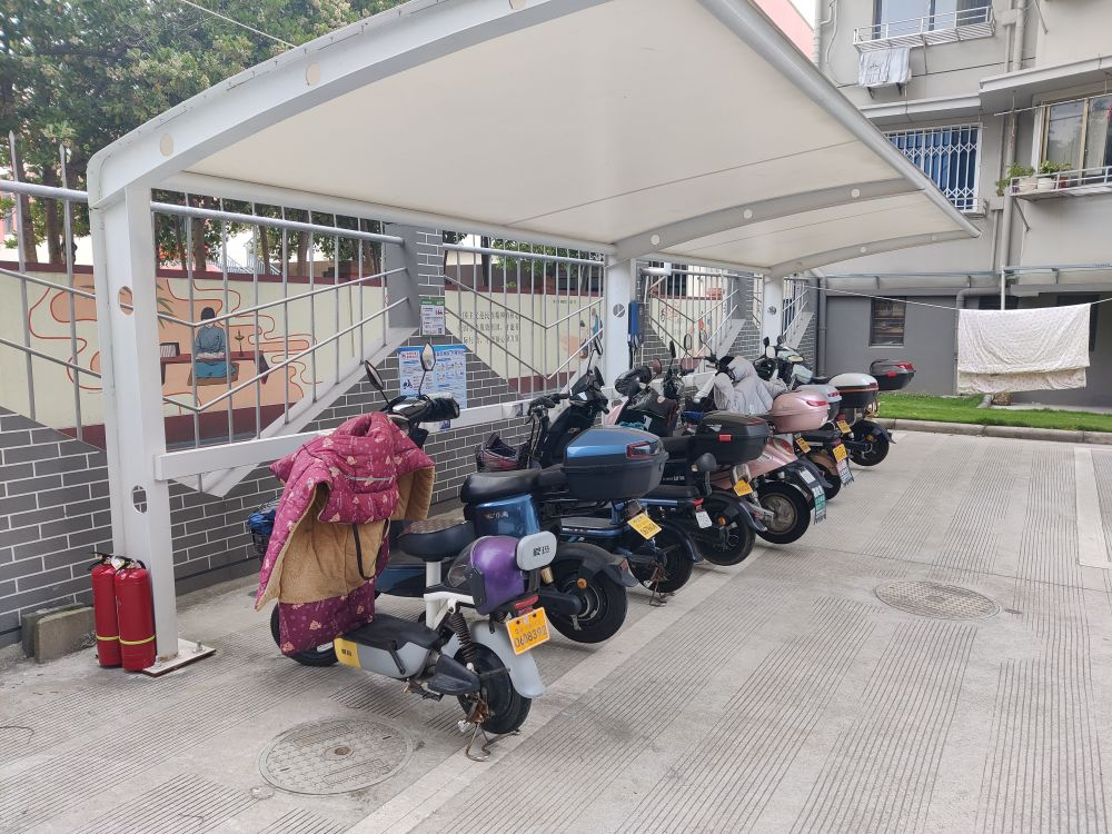 小区自行车停在哪里好停（小区自行车停在哪里好停一点） 小区自行车停在那边

好停（小区自行车停在那边

好停一点）《小区自行车停哪里》 自行车
