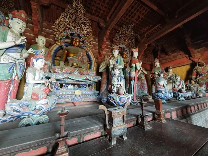 佛光寺唐代菩萨手里端着一块"辽代西瓜"?西瓜何时传入我国?