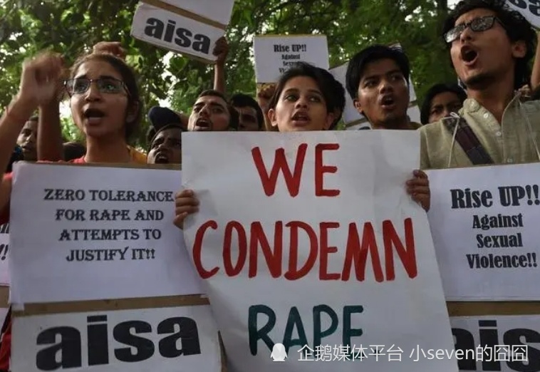 35岁西班牙女演员在印度遭7人施暴丈夫被殴打本人哭泣求助