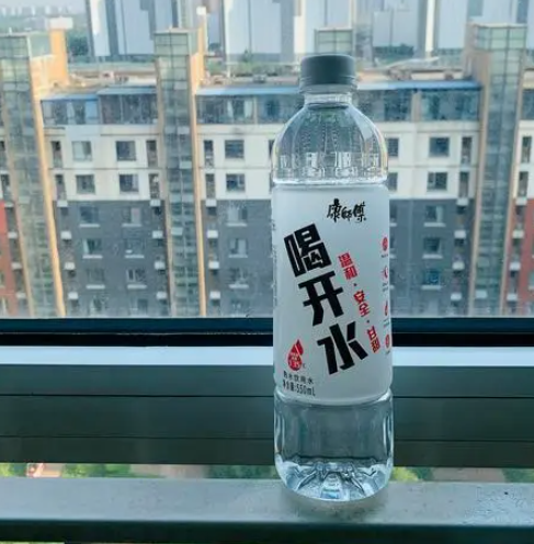 为什么有的人爱喝开水?关于"阴阳水,千滚水"的说法是真的吗?真相来了