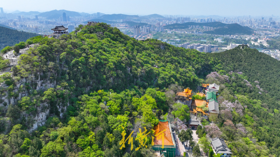 三月三上春山千佛山顶俯瞰泉城新景观泉在济南过五一