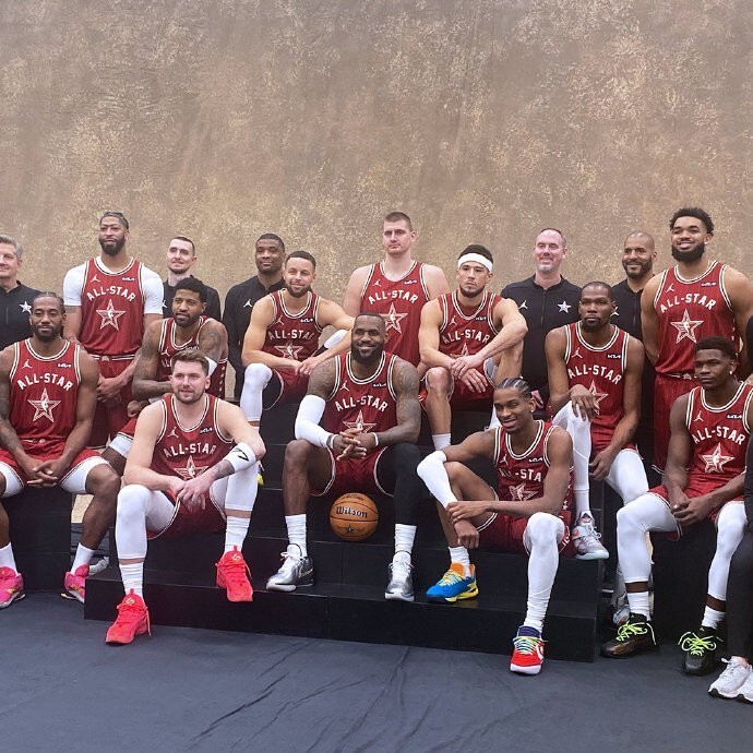 马上开始nba全明星东西部定妆照发布