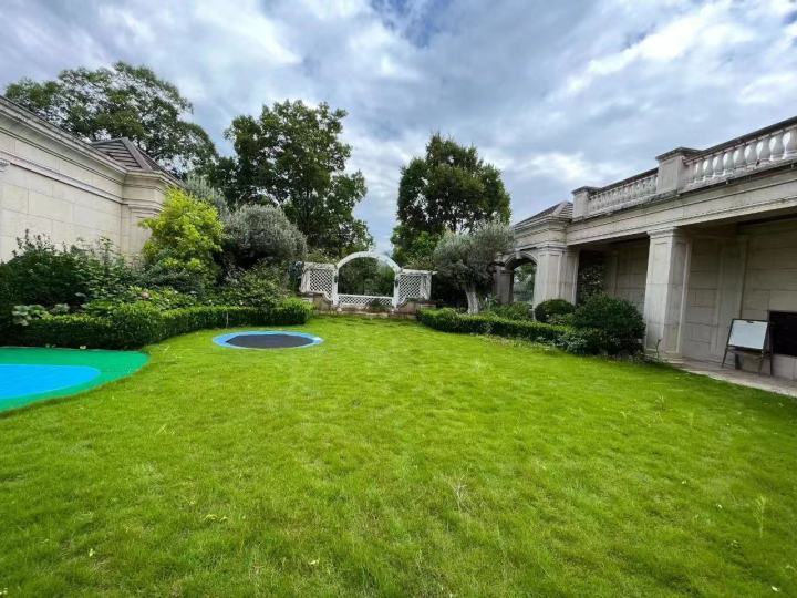 无人报名,云栖玫瑰园法式合院流拍_腾讯新闻