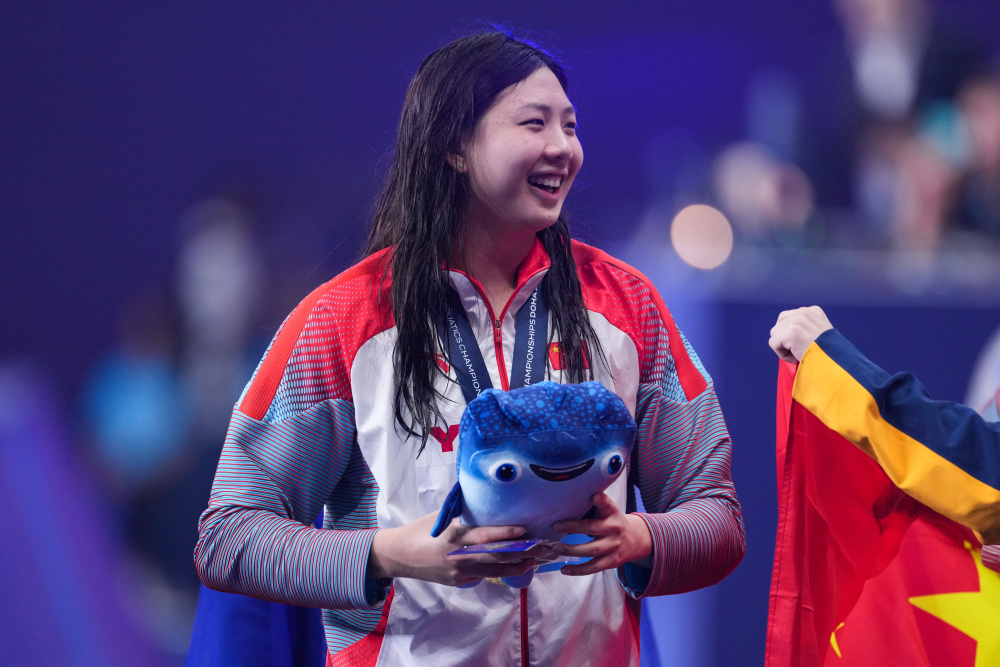 游泳唐钱婷获女子100米蛙泳冠军