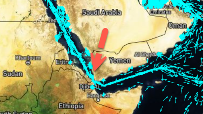 一艘美国驱逐舰和多艘商船在红海遭袭