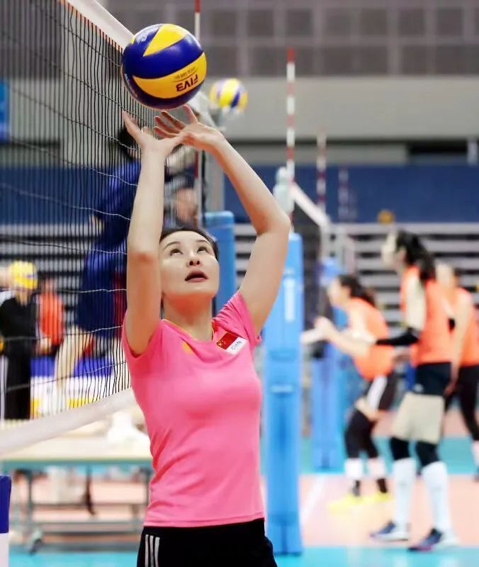 匠心永续 | 与诸韵颖对话:谈女排精神与青少年体育教育的融合