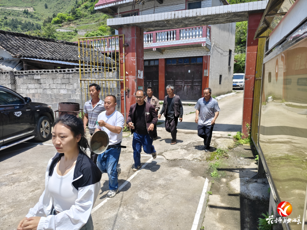 花垣县自然资源局联合民乐镇梳子山村开展地质灾害避险演练