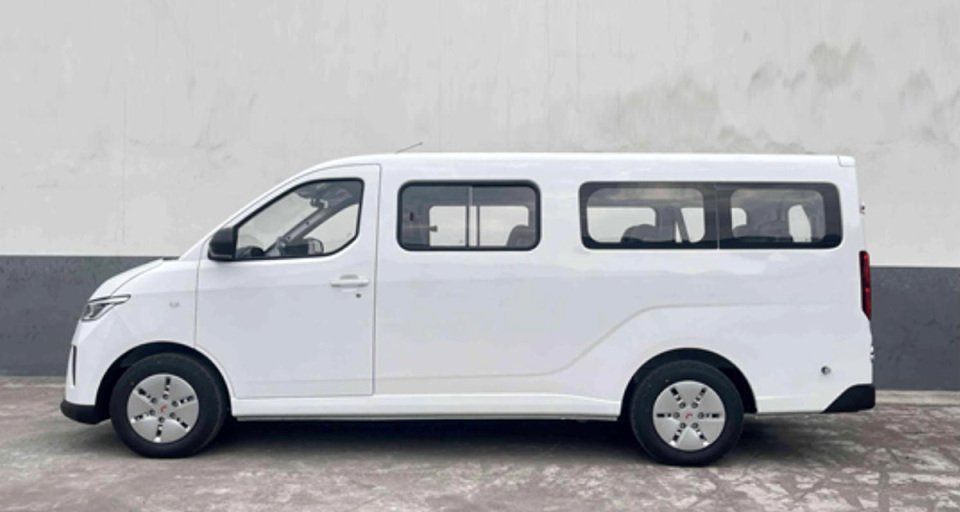 五菱扬光9座版正式申报,侧滑门,车长5010mm,2 2 2 3座椅布局