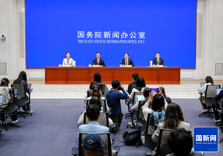 历历在“数”：国家数据局挂牌一年（附图）_腾讯新闻