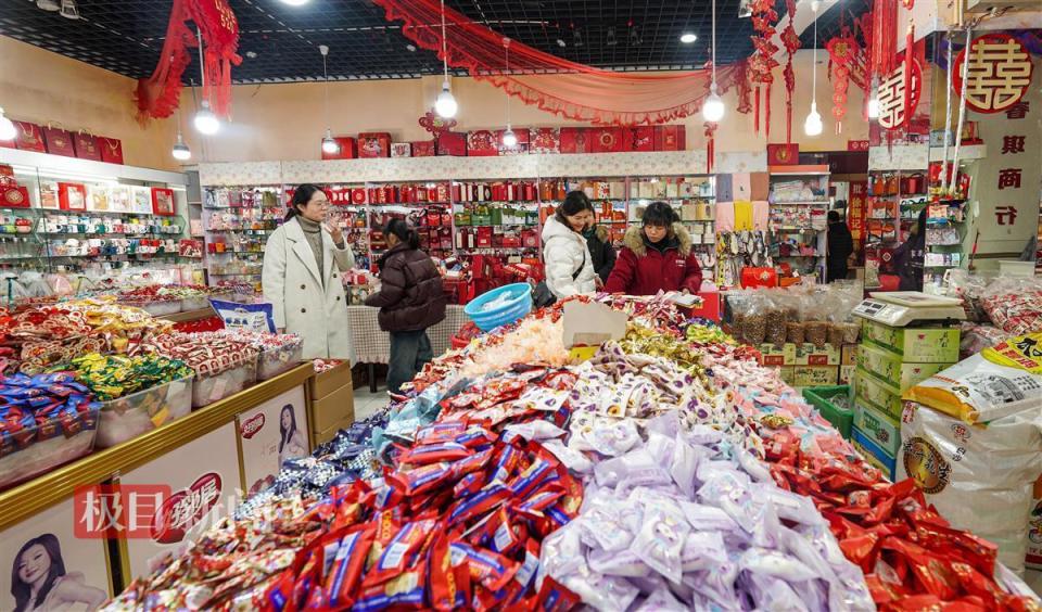 打年货备足新年第一波甜头的新年糖