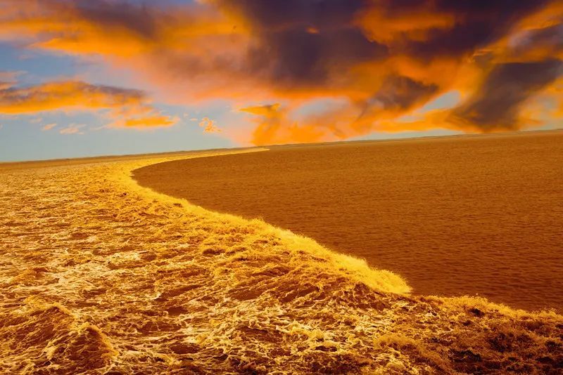 悲伤就逆流成河原来河水真的能逆流