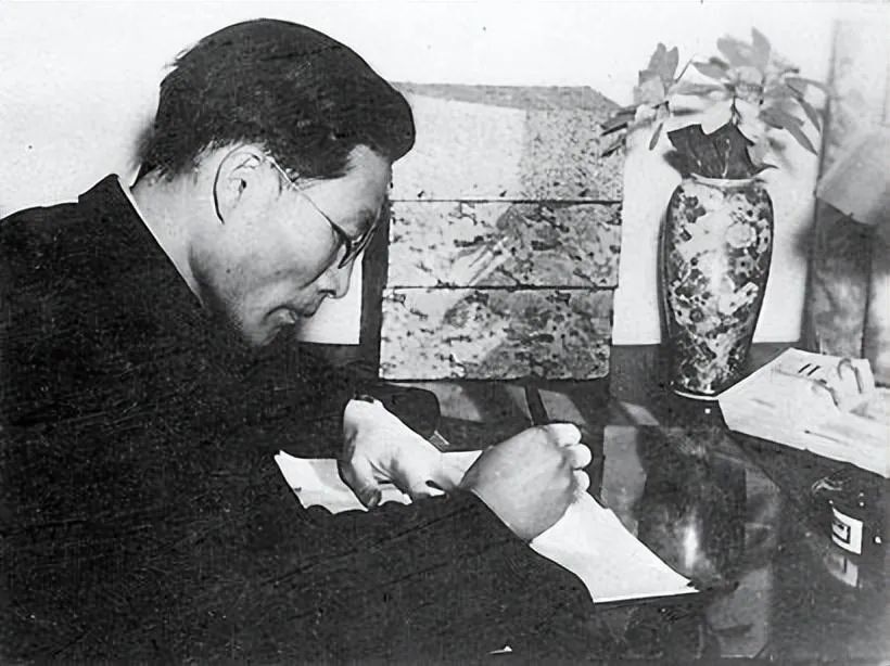 周立波:要有农民的气质