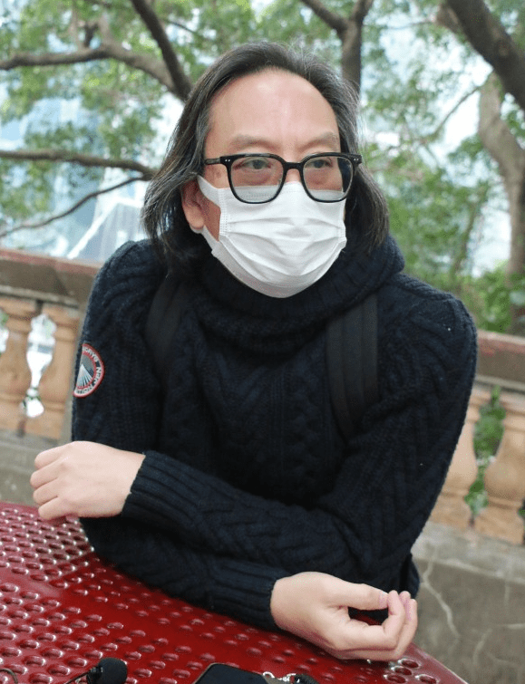 香港导演彭发为爱妻治病破产只要有活接绝对还得起