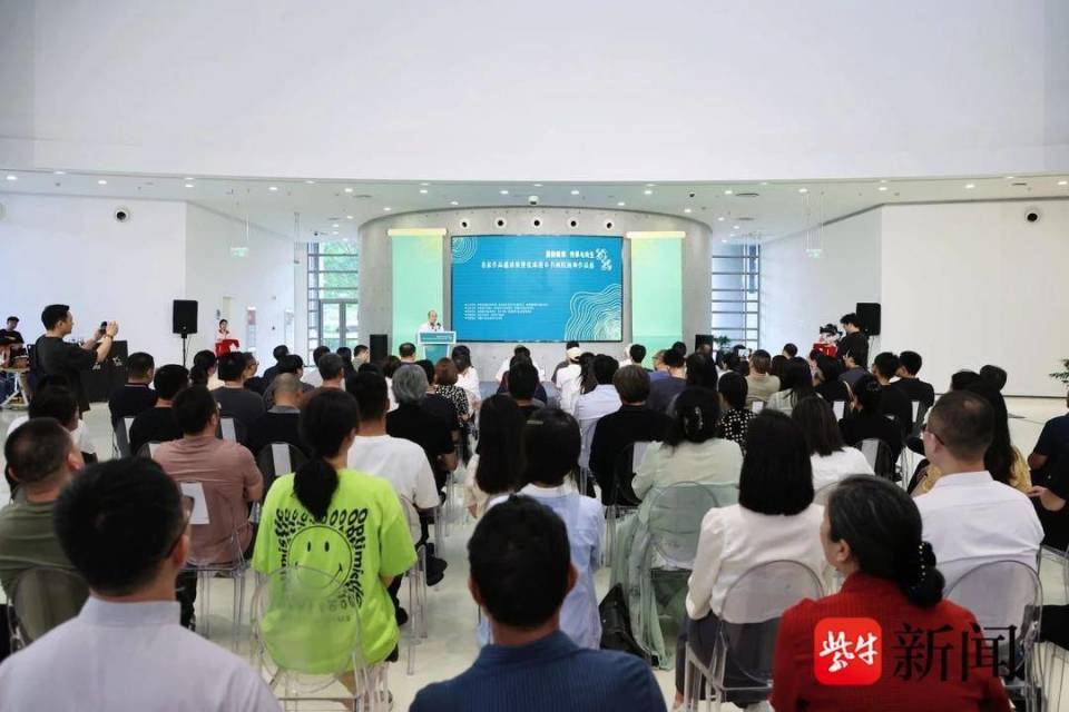 新展来了！张家港保税区金港文化中心邀您来赏_腾讯新闻