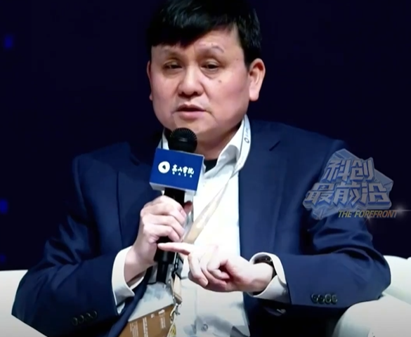 张文宏最新发声：“我拒绝把AI引入医院病历系统”_腾讯新闻