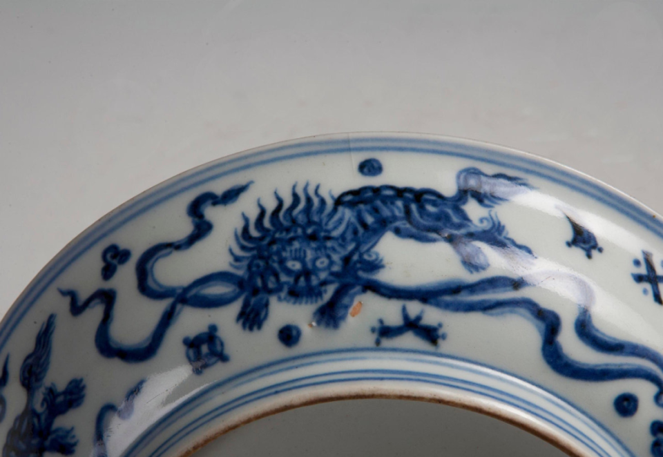 明代狮纹瓷器小赏