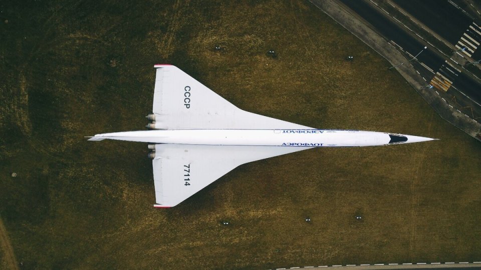 当亲眼看到超音速的图-144（Tupolev Tu-144）是种怎样的感受？_腾讯新闻