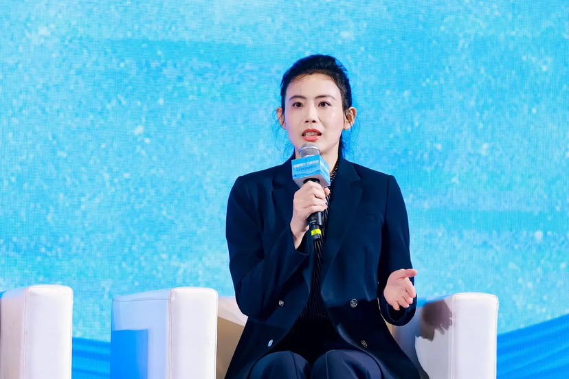 新媒体创享论坛"上,影视工作者,武打演员陈竹音表示,自己出生在台湾