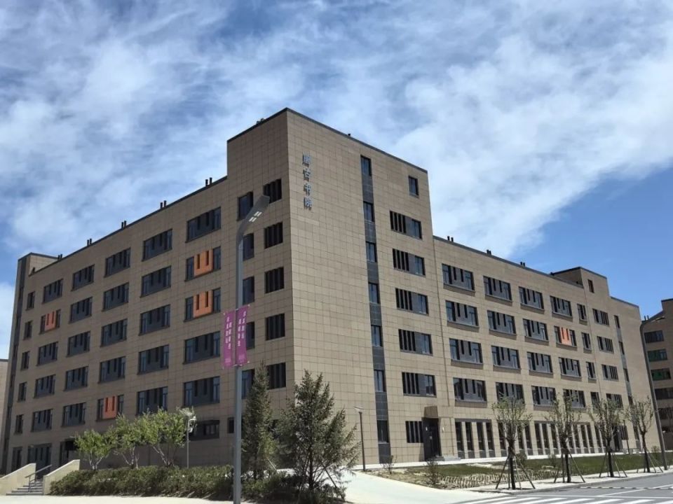 6月27日,青海理工学院校园开放日等你来