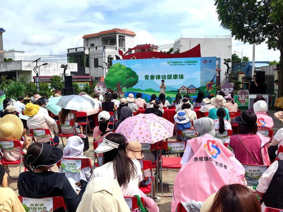 广州花都赤坭镇举办“美丽庭院”现场会，掀起乡村美化新风尚 腾讯新闻