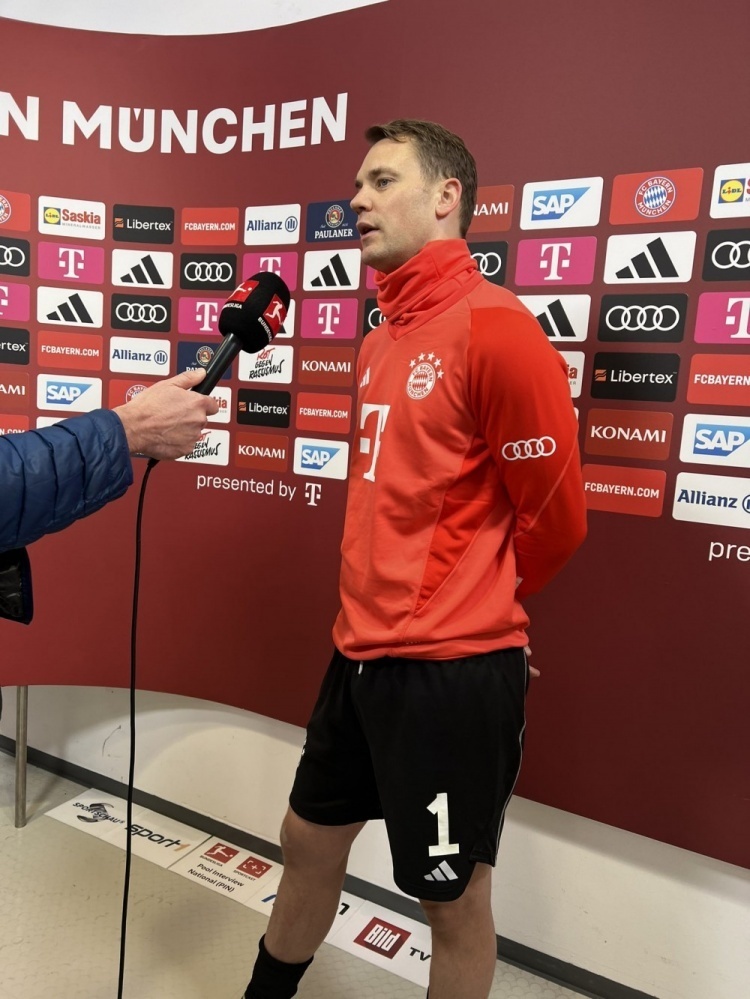 赛后,诺伊尔接受了记者martin volkmar的采访,谈到了图赫尔将要下课的