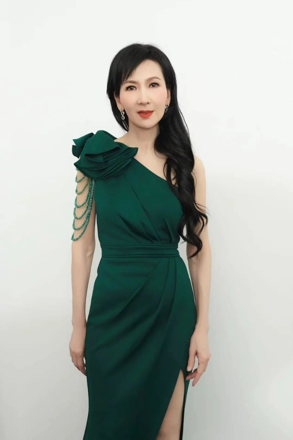 以上内容由腾讯混元大模型生成,仅供参考04陈美琪在采访中表达了对