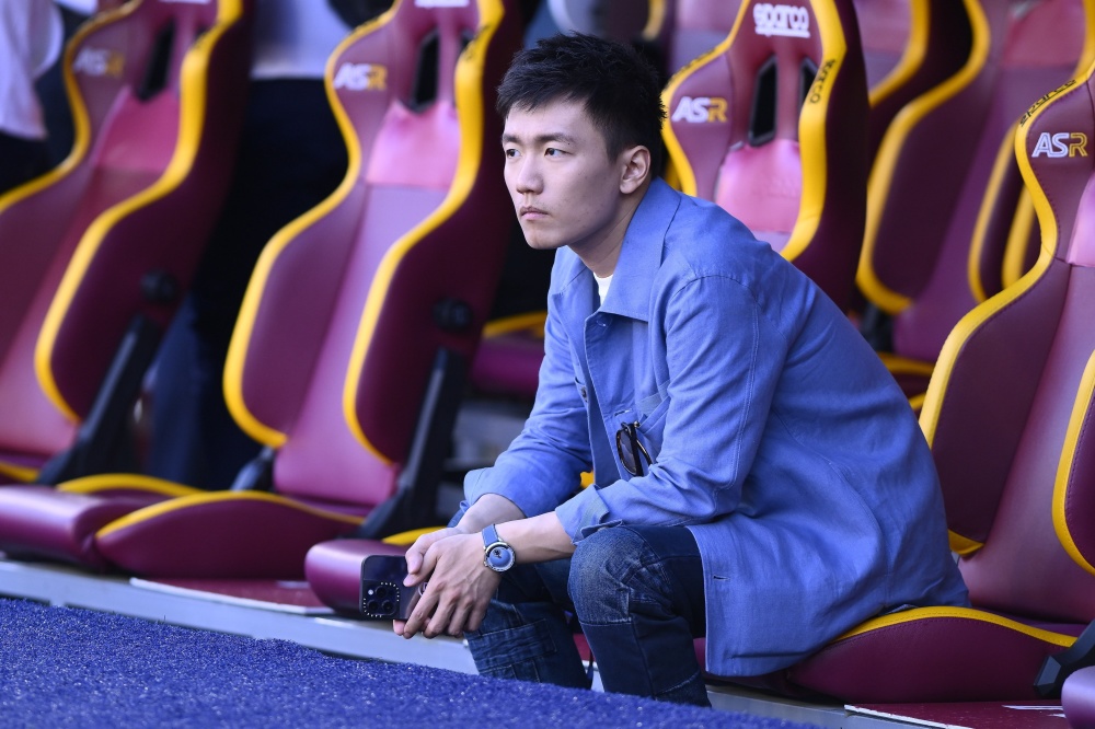 告别国米!张康阳社媒被网友留言:感谢,还钱,江苏足球的罪人