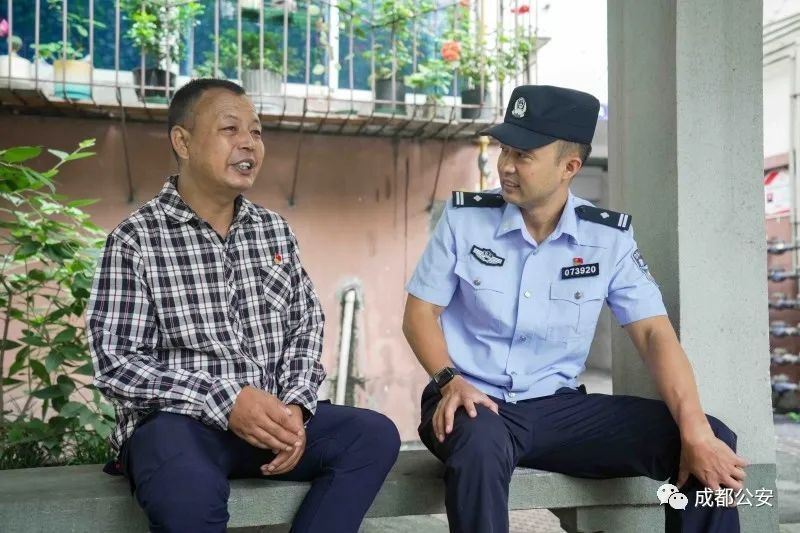 熊建:掏心为民,他冲在最前面_腾讯新闻