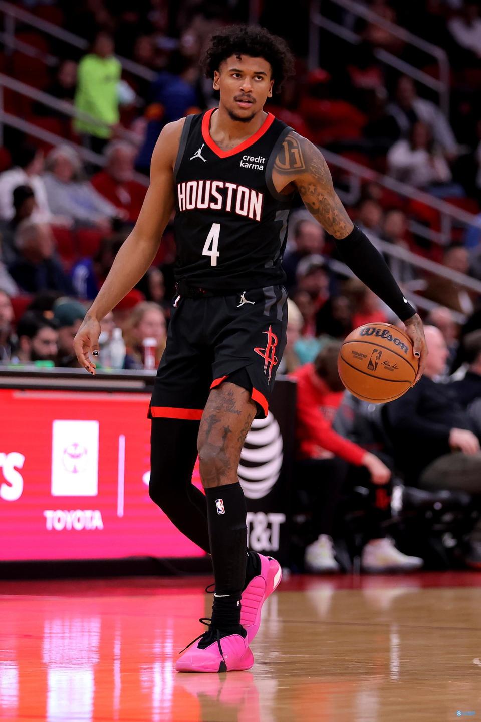 又没得手感杰伦格林15投仅4中三分6中0拿到16分5板4助2断