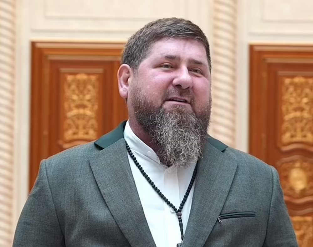 卡德罗夫中毒"病重昏迷"?本人连发两段自拍视频回击传闻:我喜欢户外锻