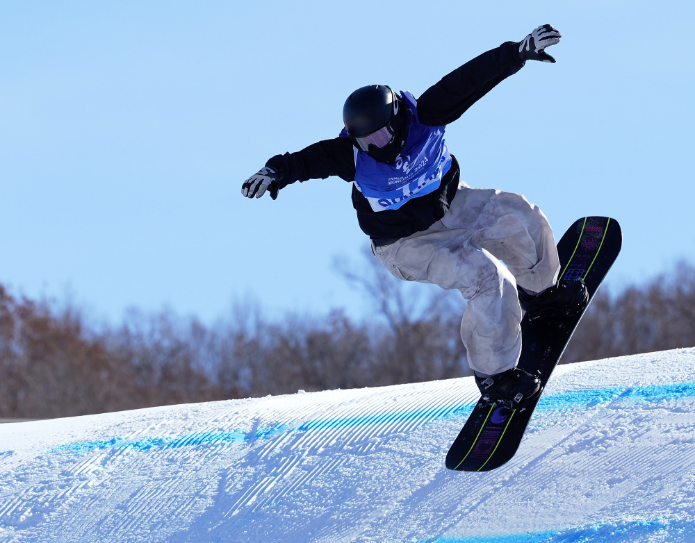 新华社记者 李嘉南 摄2月24日,山东队选手刘昊