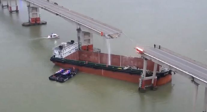 跨海大桥事故图片