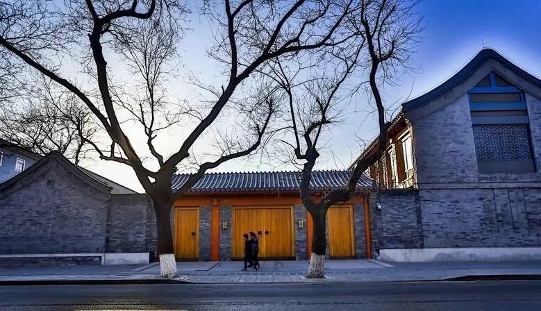 默多克2004年花1000万买的四合院,现在值多少钱?