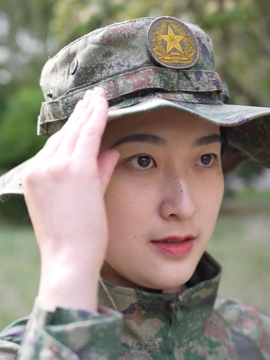 部队21式丛林迷彩蛙式作训服近日21式蛙服来啦视频丨耿顺乾供稿丨成剑