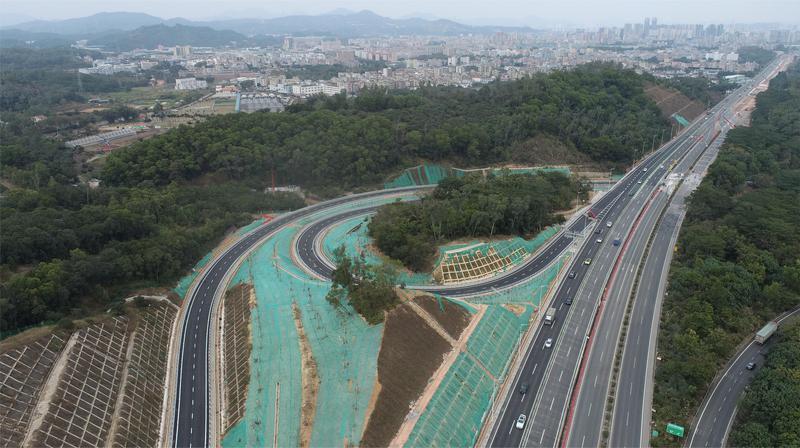 新进展 1!深汕西高速改扩建项目坪山高架桥建成通车!_腾讯新闻