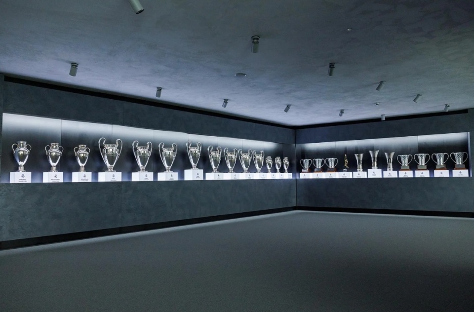 来看看这荣誉室!皇马迎来122岁生日!_腾讯新闻